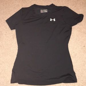 Girls 8 water shirt under amour